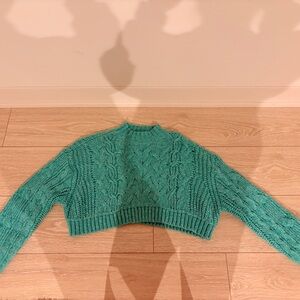 Cable Knit Cropped Sweater - Green